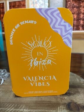 Solo in Ibiza Valencia Vibes Body & Lip Set
NEW Perfume/ Body Butter / Lip Balm